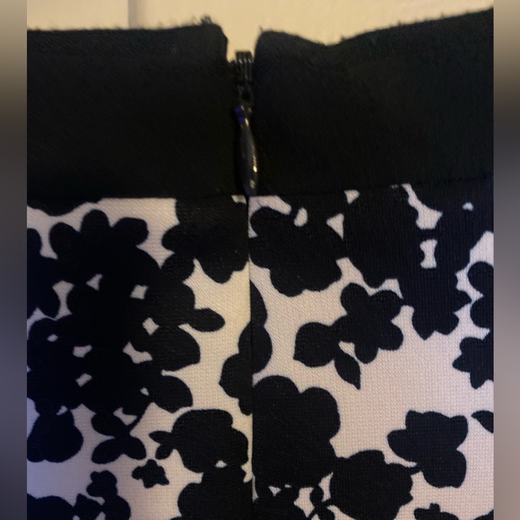 MICHAEL KORS "GEMMA" 💙🤍NAVY BLUE & WHITE🤍💙 FLORAL PRINT PONTE DRESS 🌟EUC🌟 - Picture 9 of 16